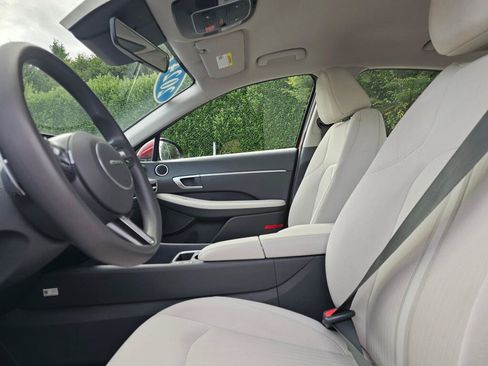 Used 2024 Hyundai Sonata SEL FWD image 24