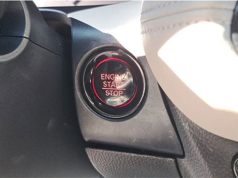 Certified 2024 Honda HR-V LX image 29