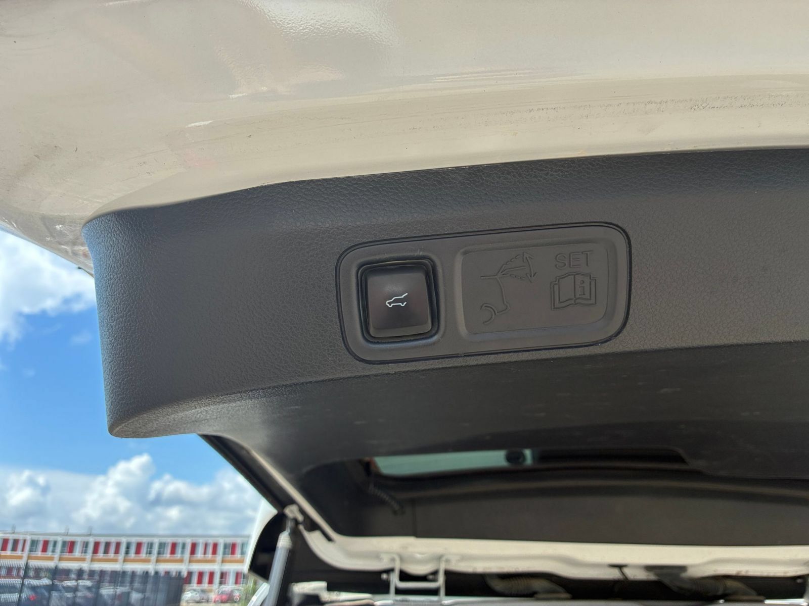 Used 2024 Ford Expedition Limited AWD/4WD image 24
