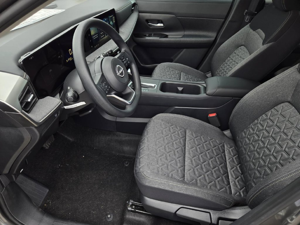 New 2027 Nissan Kicks SV FWD image 18