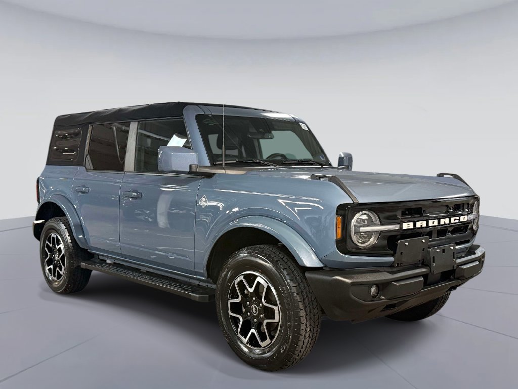 Used 2023 Ford Bronco Outer Banks AWD/4WD image 9