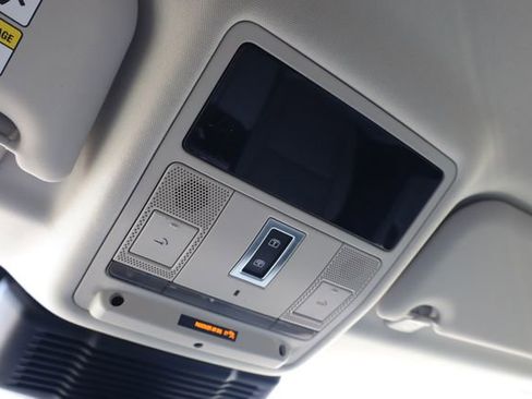 Used 2023 Land Rover Range Rover Evoque S image 20