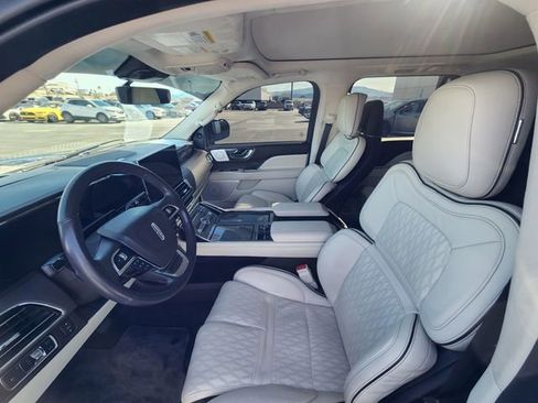 Used 2022 Lincoln Navigator Black Label image 12
