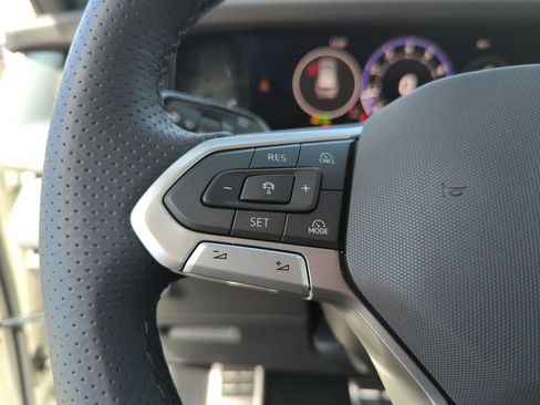 New 2026 Volkswagen Tiguan SE R-Line image 39