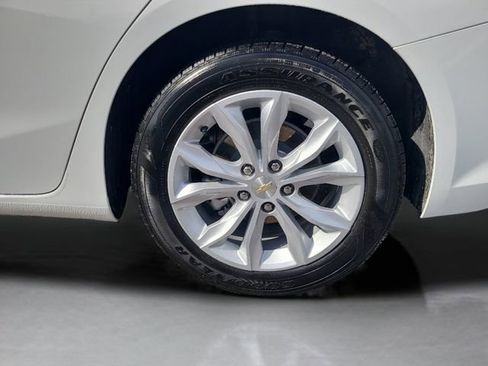 Used 2025 Chevrolet Malibu LT image 12