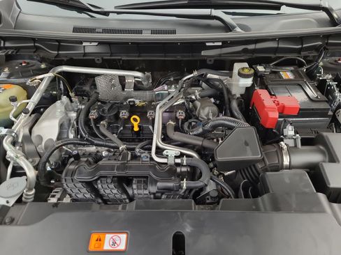 Used 2024 Mitsubishi Outlander SE image 17