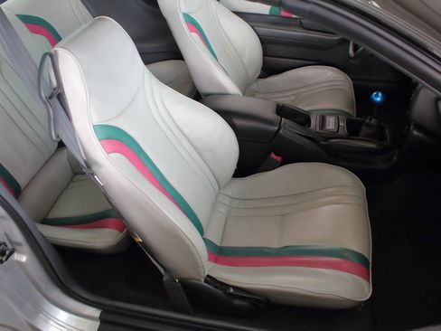 Used 1993 Chevrolet Camaro Z28 image 72