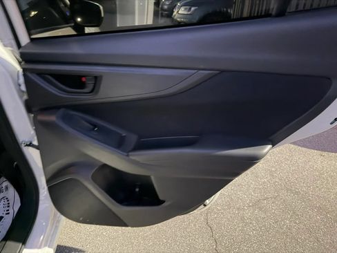 Used 2017 Subaru Impreza 2.0i Premium AWD/4WD image 16