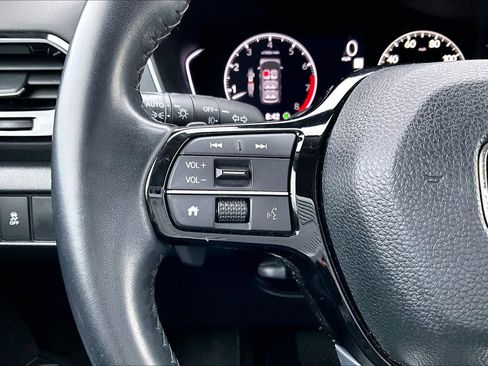 Used 2023 Honda Pilot Touring image 23