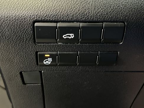 Used 2016 Lexus RX 350 AWD w/ Premium Package image 38