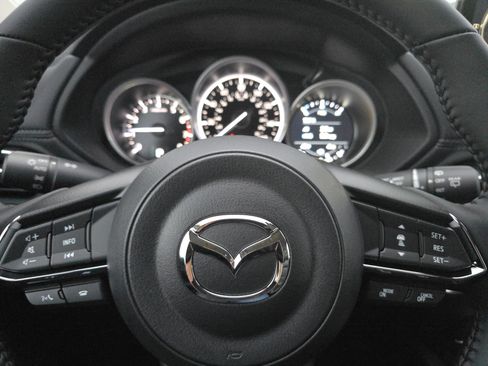 Used 2025 MAZDA CX-5 AWD 2.5 S w/ Select Package image 11
