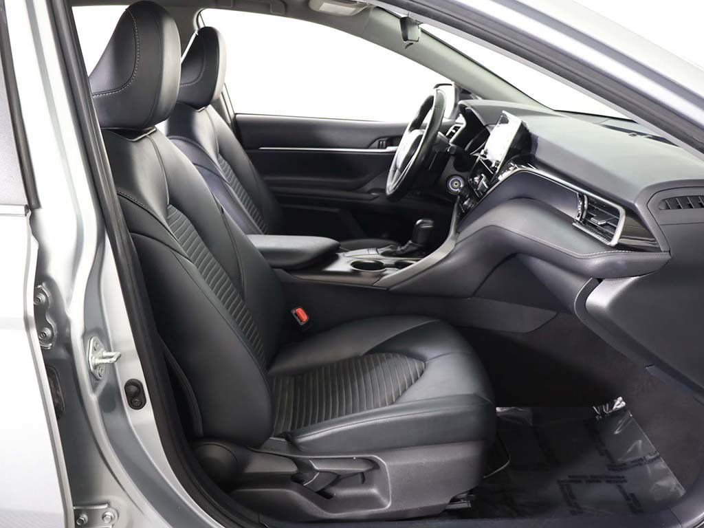 Used 2022 Toyota Camry SE FWD image 27