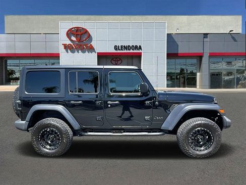 Used 2019 Jeep Wrangler Unlimited Sport S AWD/4WD image 2