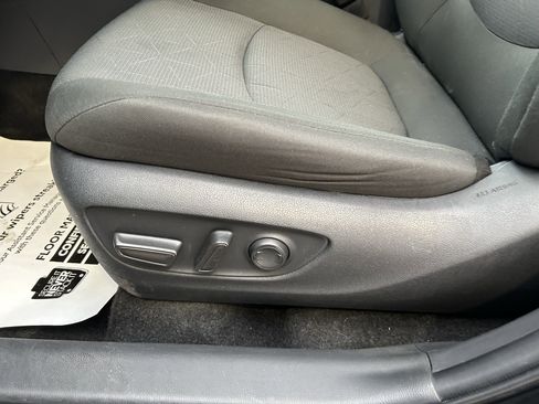 Certified 2025 Toyota RAV4 XLE image 17