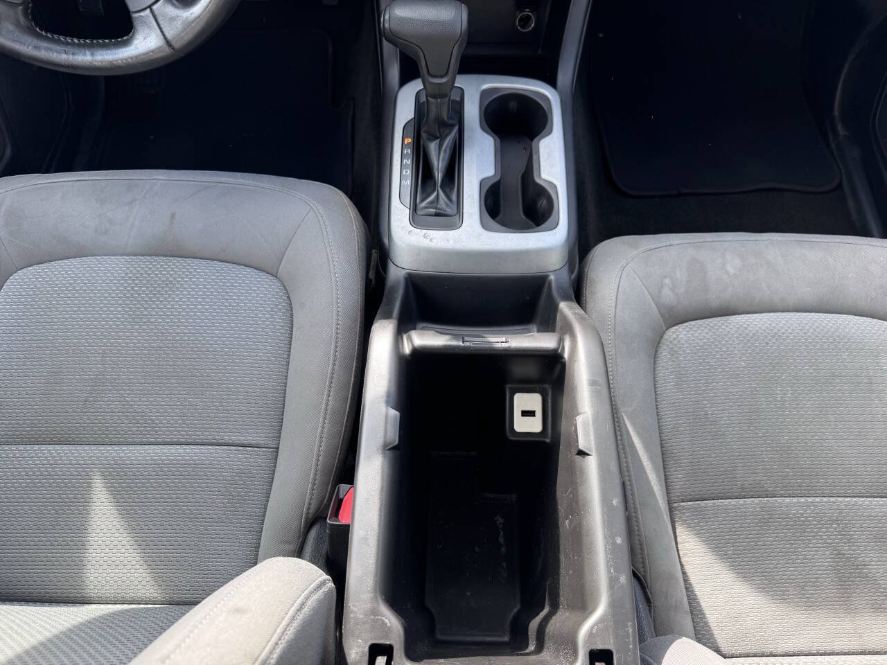 Used 2016 Chevrolet Colorado LT w/ LT Convenience Package RWD image 21