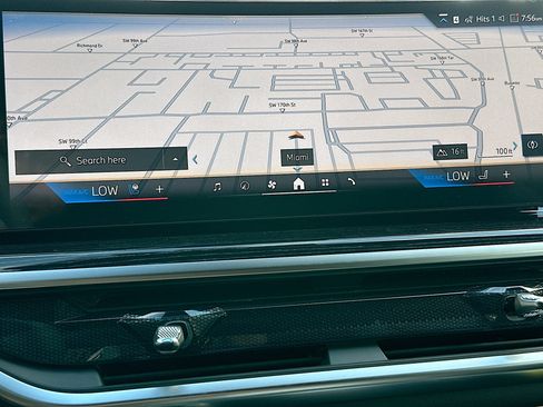 New 2027 BMW X7 xDrive40i w/ Executive Package AWD/4WD image 8