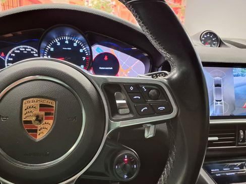 Used 2019 Porsche Cayenne S AWD/4WD image 28