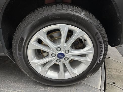 Used 2017 Ford Escape SE w/ Equipment Group 201A image 27