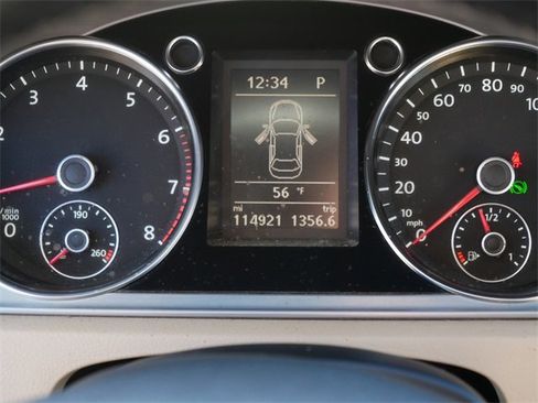 Used 2013 Volkswagen CC Lux image 26