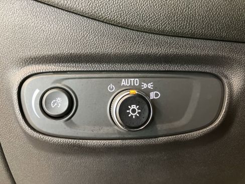 Used 2024 Chevrolet Equinox LT image 14