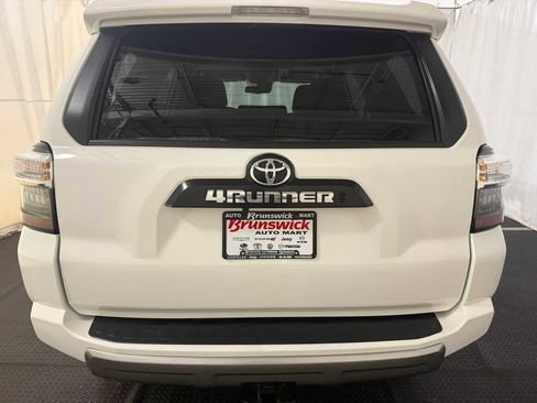 Certified 2023 Toyota 4Runner TRD Off-Road image 16