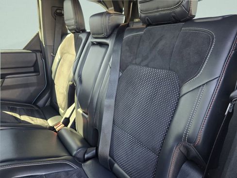 Used 2022 Ford Bronco Raptor AWD/4WD image 31