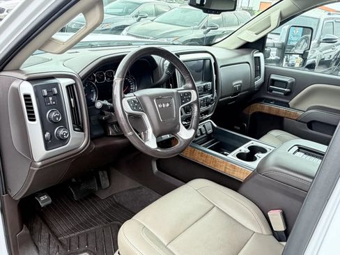 Used 2019 GMC Sierra 3500 SLT w/ Duramax Plus Package AWD/4WD image 22