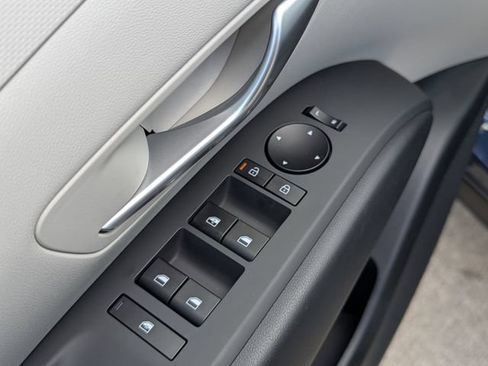New 2026 Hyundai Tucson SE FWD image 11