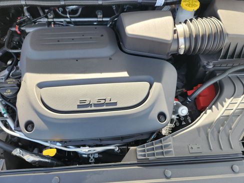 New 2026 Chrysler Pacifica Select image 23