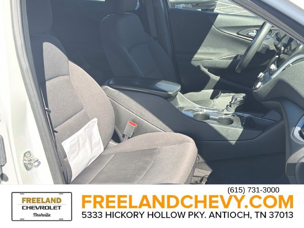 Used 2024 Chevrolet Malibu LT FWD image 22