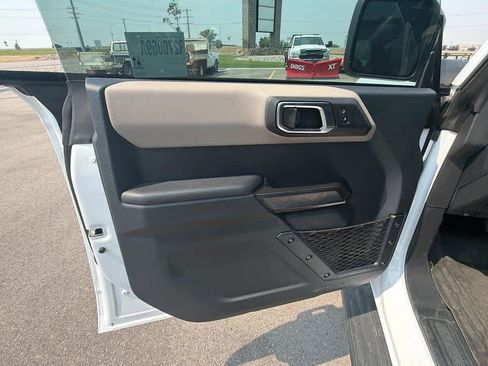 Used 2024 Ford Bronco Wildtrak AWD/4WD image 9