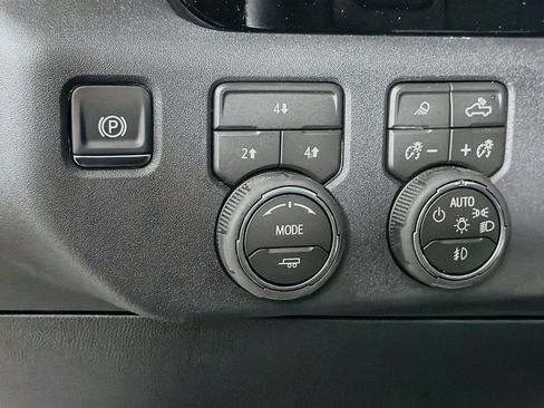New 2026 Chevrolet Silverado 2500 LT w/ Trail Boss Package AWD/4WD image 10