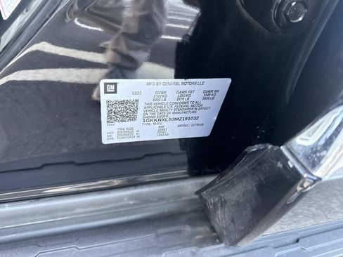 Used 2021 GMC Acadia Denali w/ Denali Ultimate Package image 23