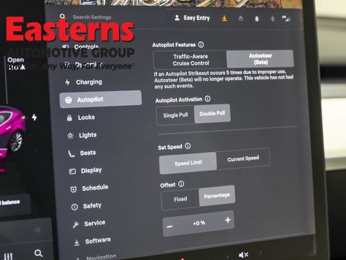 Used 2018 Tesla Model 3 Long Range image 17