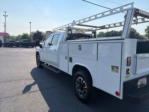 Used 2021 GMC Sierra 3500 SLE w/ SLE Convenience Package AWD/4WD image 7