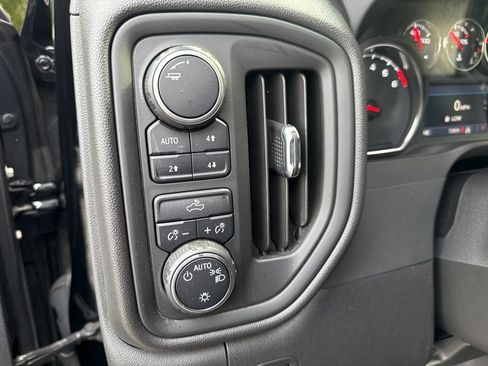 Used 2022 Chevrolet Silverado 1500 Custom Trail Boss w/ Midnight Edition AWD/4WD image 22