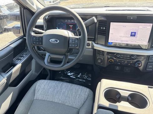 New 2026 Ford F250 XLT w/ XLT Premium Package AWD/4WD image 14
