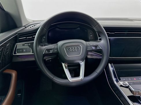 Used 2021 Audi Q8 Premium Plus image 24