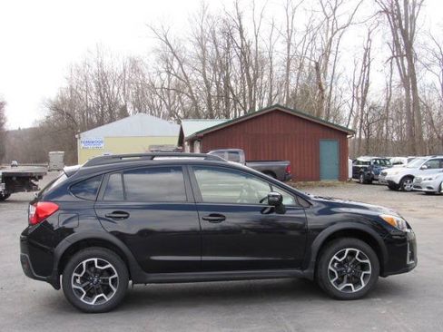 Used 2016 Subaru Crosstrek 2.0i Limited w/ Popular Package #2 AWD/4WD image 10