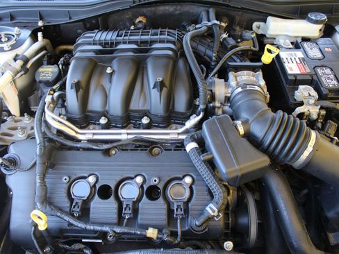 Used 2012 Ford Fusion SEL FWD image 34