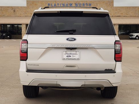 Used 2019 Ford Expedition Platinum RWD image 8