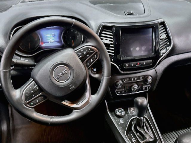 Used 2020 Jeep Cherokee Limited w/ Technology Group AWD/4WD image 19