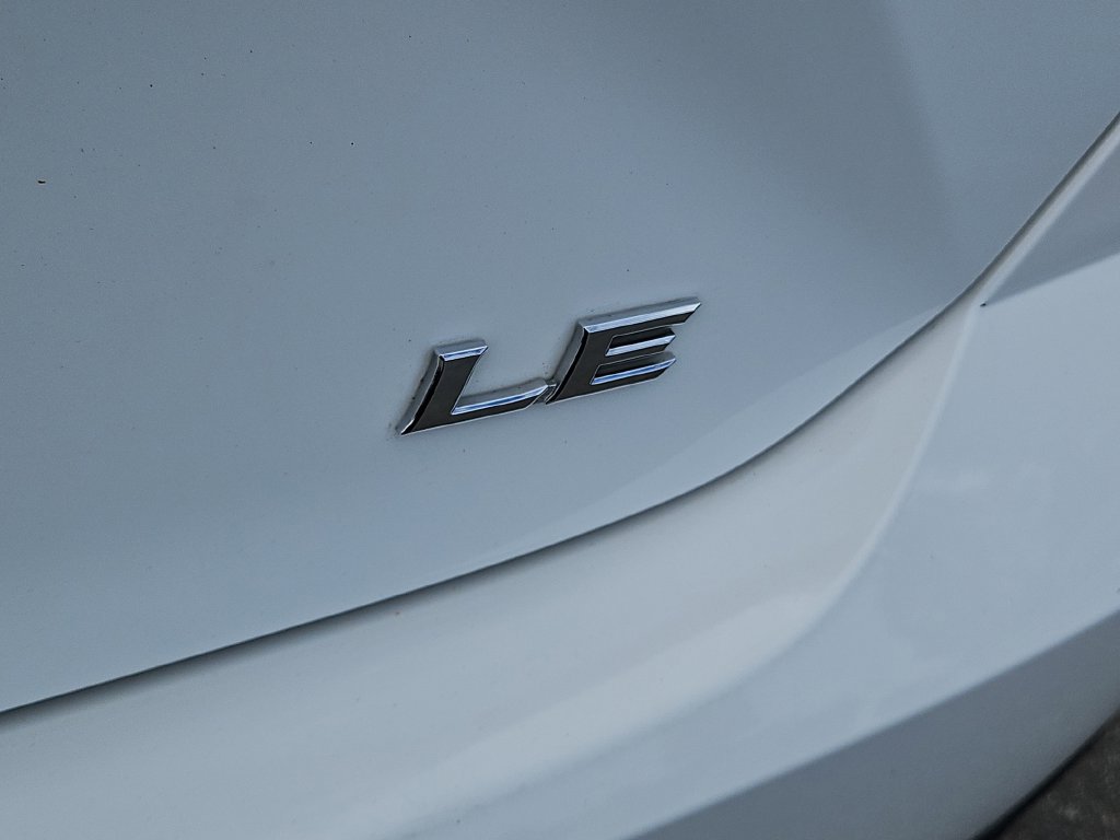 Used 2025 Toyota Camry LE FWD image 9