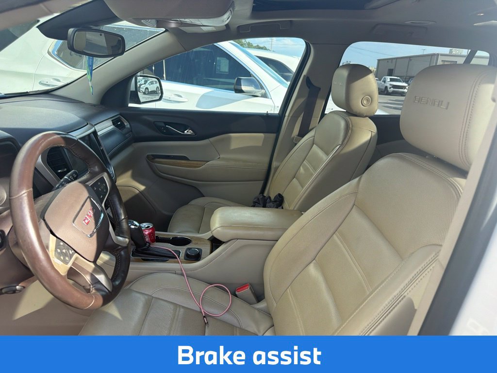 Used 2018 GMC Acadia Denali w/ Technology Package FWD image 14