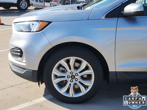 Used 2024 Ford Edge Titanium image 10