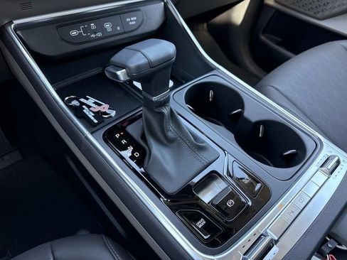 New 2026 Kia Carnival SX FWD image 24