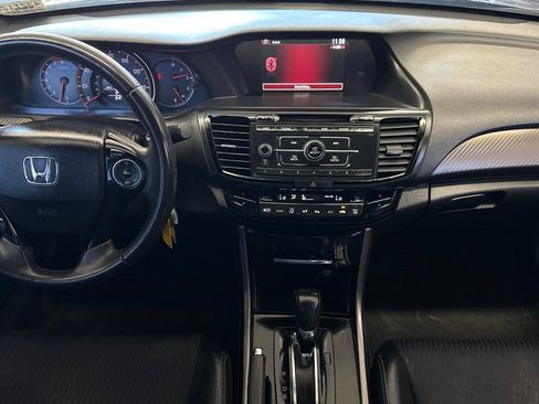 Used 2016 Honda Accord Sport image 9