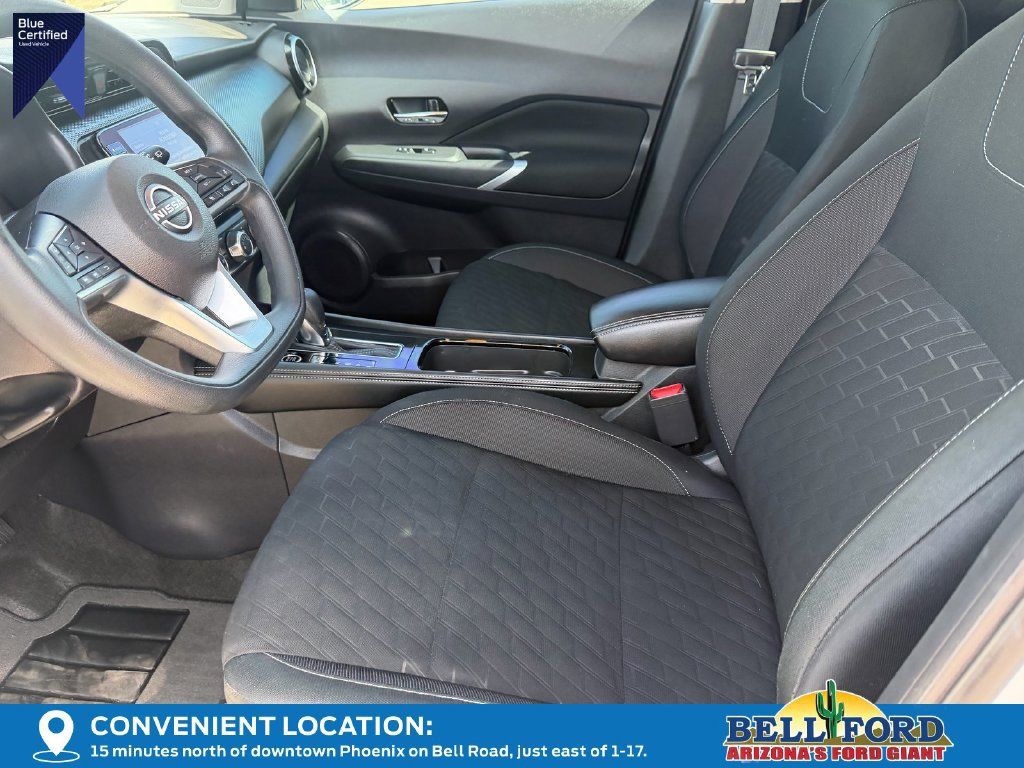 Used 2023 Nissan Kicks SV w/ Interior Electronics Package FWD image 18