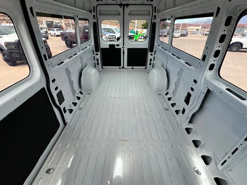 Used 2023 RAM ProMaster 3500 image 23