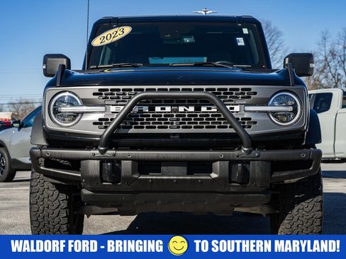 Used 2023 Ford Bronco Badlands image 2